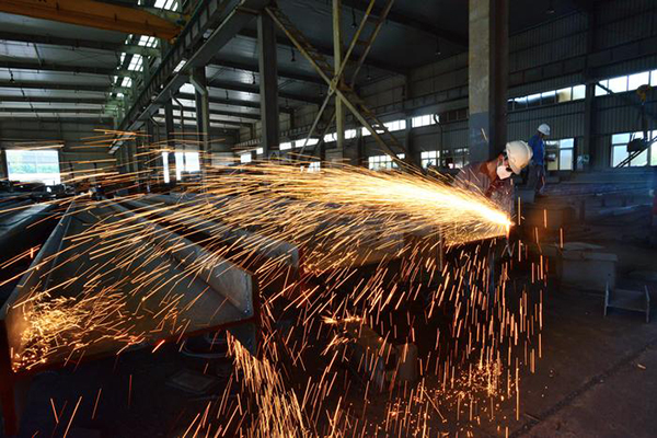 沈陽(yáng)鋼結(jié)構(gòu)設(shè)計(jì)制作為一體安裝加工廠家，為您提供可靠的鋼結(jié)構(gòu)解決方案！